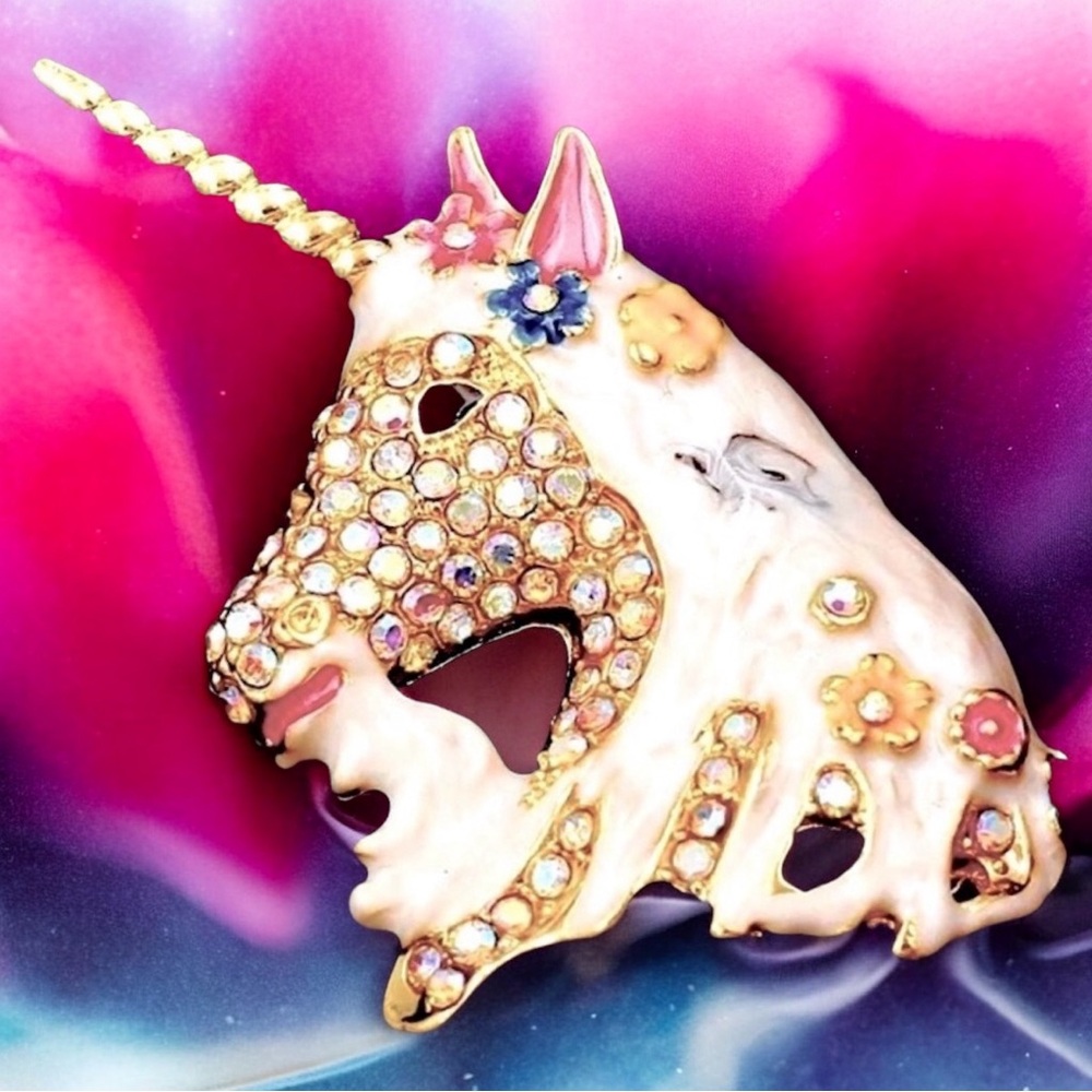 Unicorn White & Multicolored Crystal Enamel Brooch - Picture 2 of 4